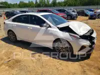 2024 KIA Forte фото