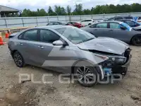 2024 KIA Forte фото