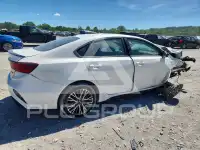 2024 KIA Forte фото