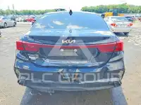 2024 KIA Forte фото