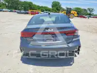 2024 KIA Forte фото