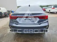 2024 KIA Forte фото