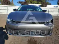 2024 KIA EV6 photo