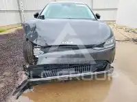 2024 KIA  фото