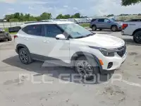 2024 KIA Seltos фото