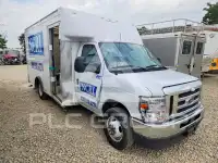 2024 Ford E-350 фото