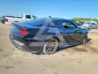 2024 Ford MUSTANG photo