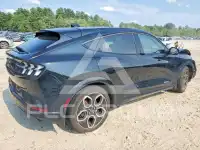 2024 Ford MUSTANG фото