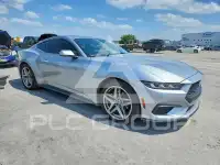 2024 Ford MUSTANG photo