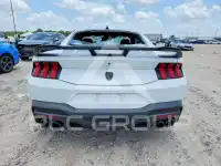 2024 Ford MUSTANG фото