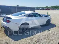 2024 Ford MUSTANG photo