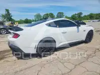 2024 Ford MUSTANG photo