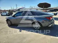 2024 Hyundai Elantra фото