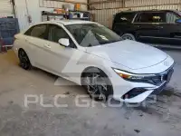 2024 Hyundai Elantra фото