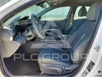 2024 Hyundai Elantra фото