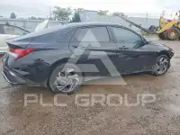 2024 Hyundai Elantra фото