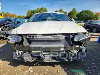 2024 Hyundai Elantra photo