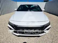 2024 Hyundai Elantra фото