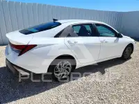 2024 Hyundai Elantra фото