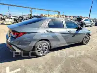 2024 Hyundai Elantra фото