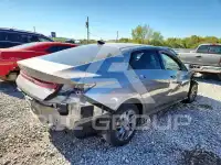 2024 Hyundai Elantra фото