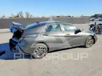 2024 Hyundai Elantra photo