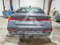2024 Hyundai Elantra фото