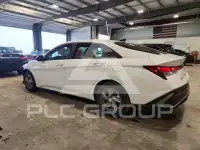 2024 Hyundai Elantra фото