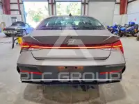 2024 Hyundai Elantra фото
