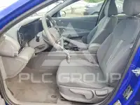 2024 Hyundai Elantra фото