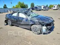 2024 Hyundai Elantra фото