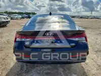 2024 Hyundai Elantra фото