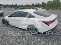 2024 Hyundai Elantra photo