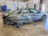 2024 Hyundai Elantra фото