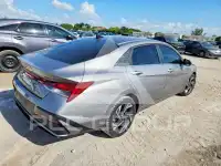 2024 Hyundai Elantra фото