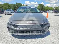 2024 Hyundai Elantra photo