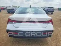 2024 Hyundai Elantra фото