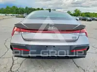 2024 Hyundai Elantra фото