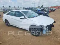 2024 Hyundai Elantra фото
