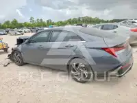 2024 Hyundai Elantra photo