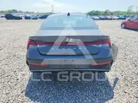 2024 Hyundai Elantra фото