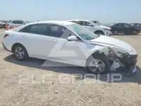 2024 Hyundai Elantra фото
