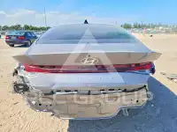 2024 Hyundai Elantra фото