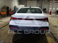 2024 Hyundai Elantra фото