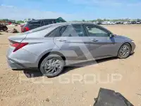 2024 Hyundai Elantra фото