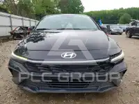 2024 Hyundai Elantra фото