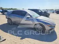 2024 Hyundai Elantra фото