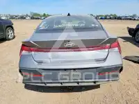 2024 Hyundai Elantra фото