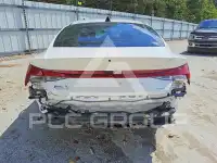 2024 Hyundai Elantra фото