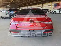2024 Hyundai Elantra фото